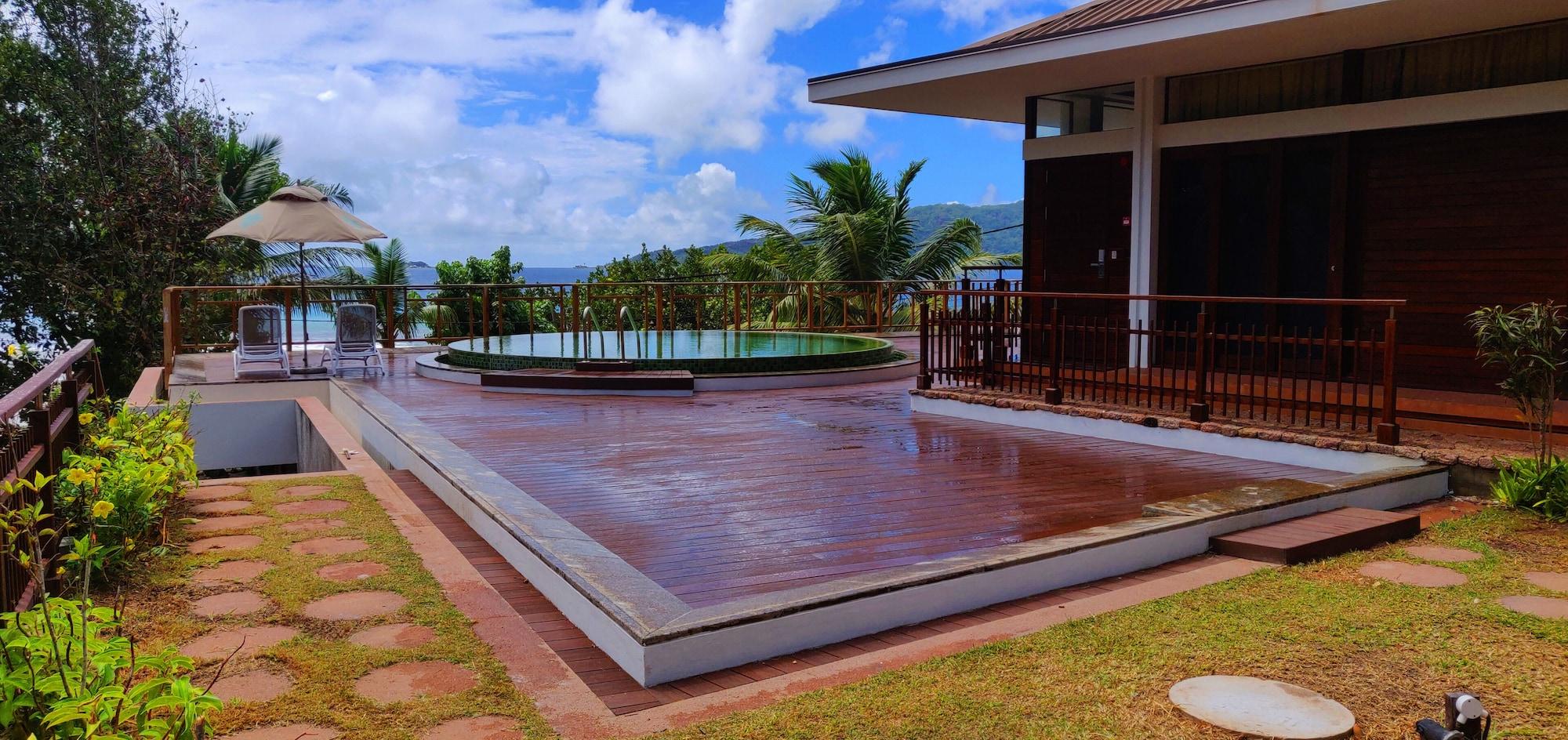 Le Relax Luxury Lodge (Adults Only) La Digue Exterior photo