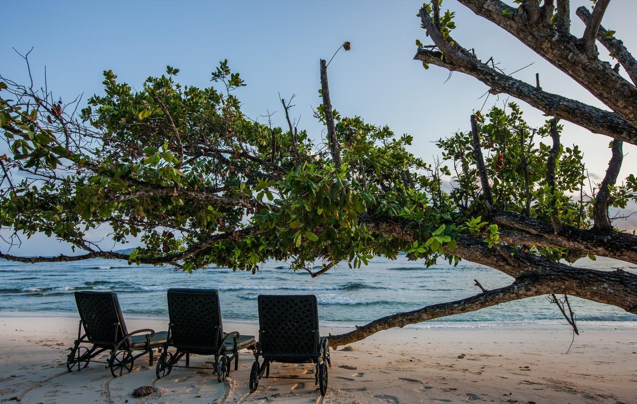 Le Relax Luxury Lodge (Adults Only) La Digue Exterior photo